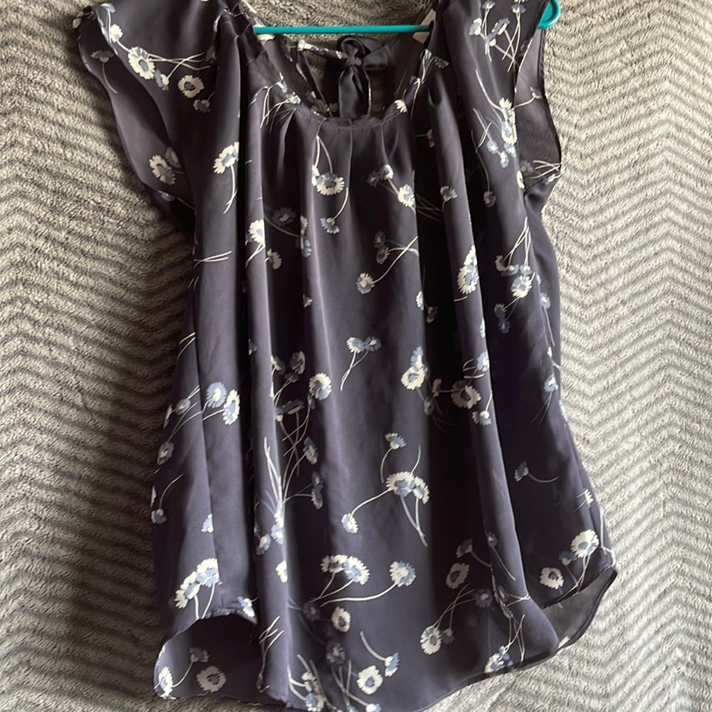 Lauren Conrad Woman’s blouse used